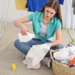 Non mettere il detersivo direttamente sui vestiti